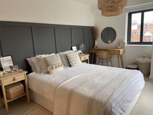 Photo 15- click for photo gallery